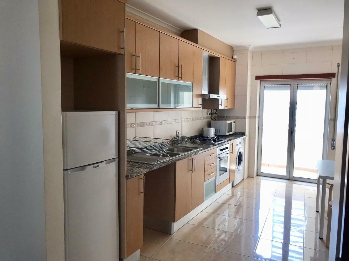 Nazare Beach Apartments Экстерьер фото